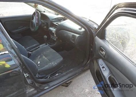 2006 Nissan Sentra 1.8S из США, поврежденный, VIN 3N1CB51D56L495381